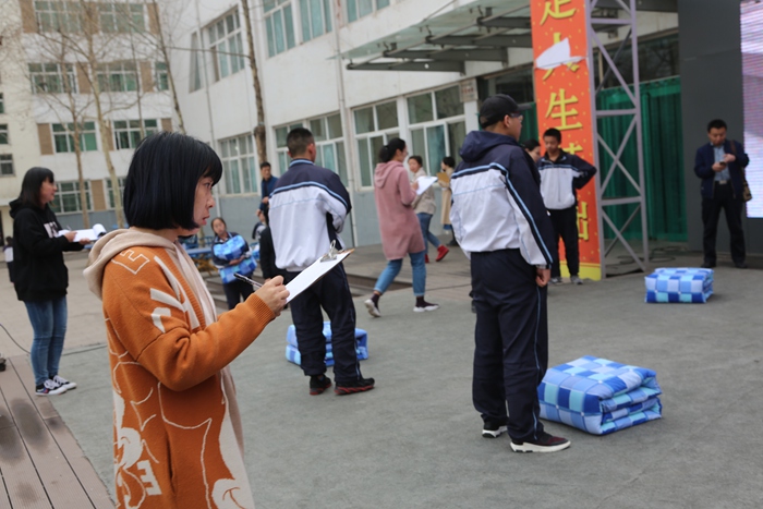 晋城技师学院举行2019年寝室文化节-“文明宿舍”评比活动