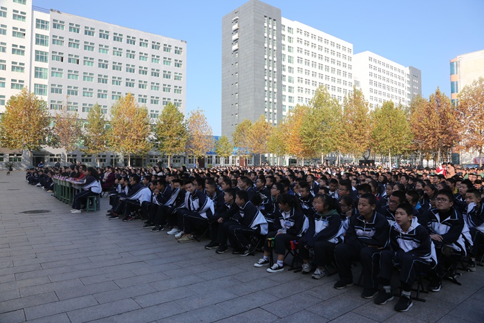 晋城技师学院举办弘扬中国精神唱响爱国情怀合唱比赛